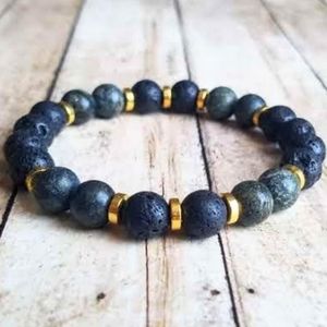 7" Green Serpentine Diffuser Bracelet